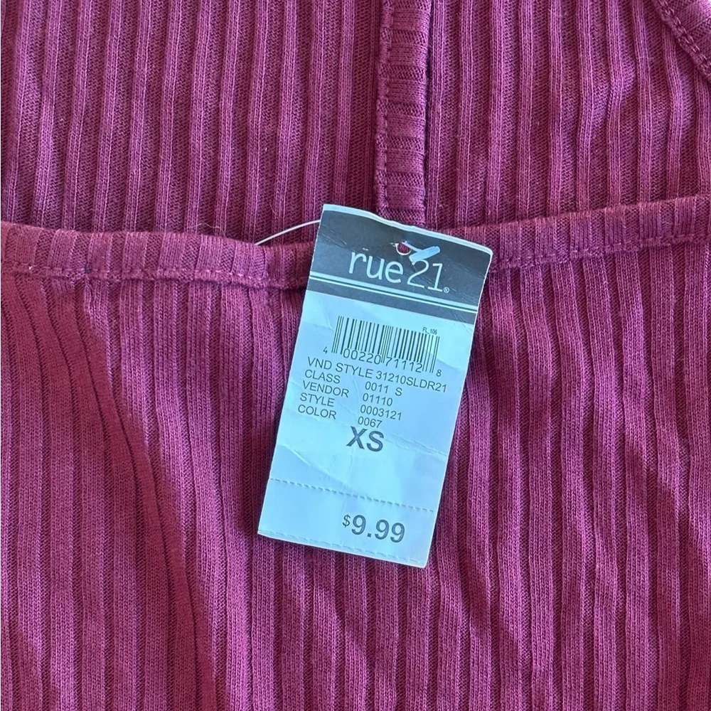 NWT Rue 21 Top - Picture 6 of 6